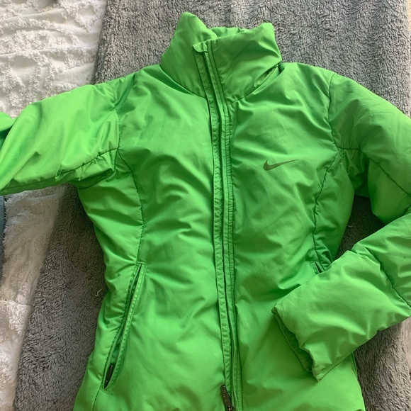 Nike green puffer/ski jacket - Picture 2 of 4
